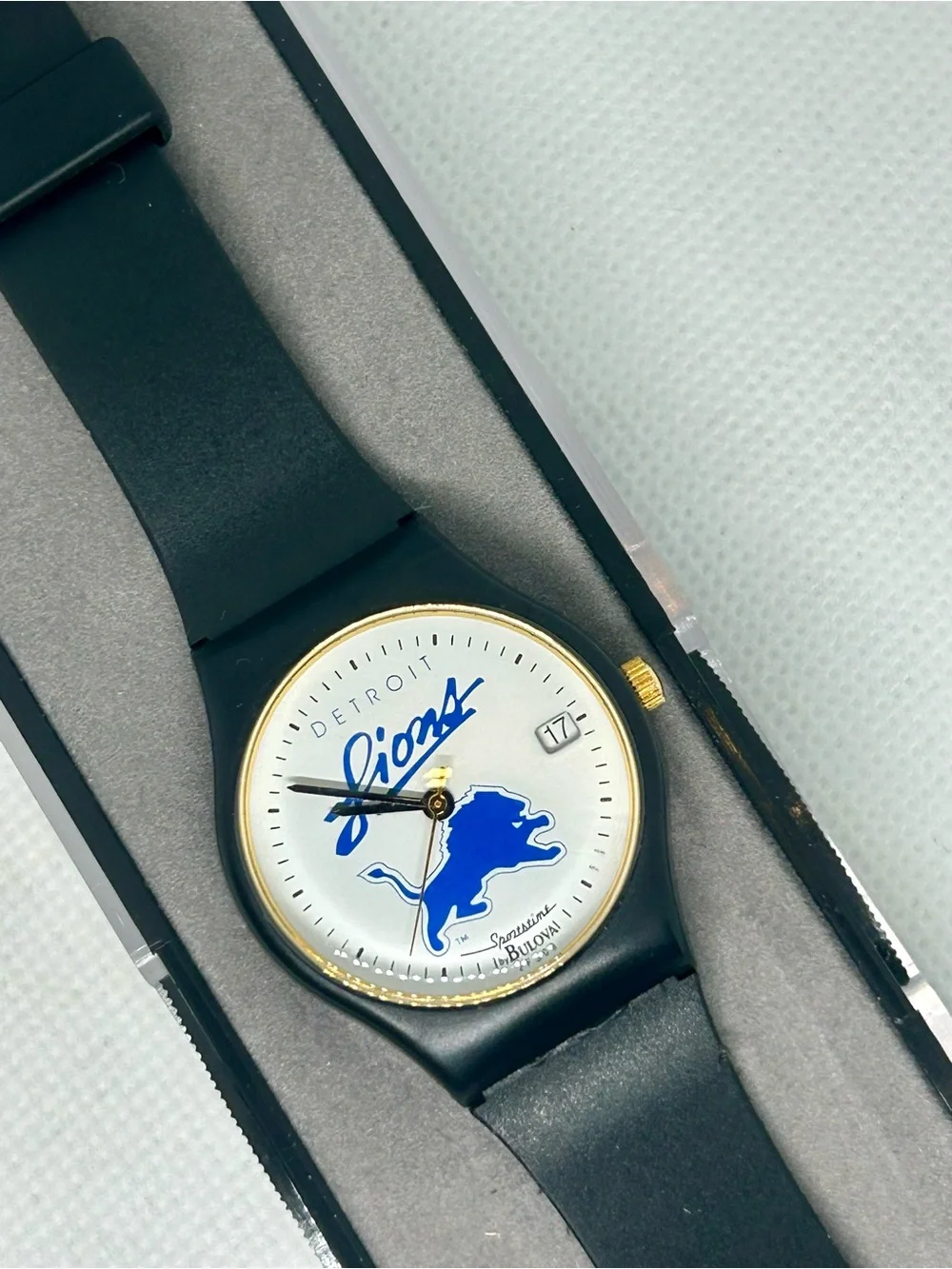 Vintage Bulova Detroit Lions SportsTime Watch 33mm NOS New Battery Box NFL
